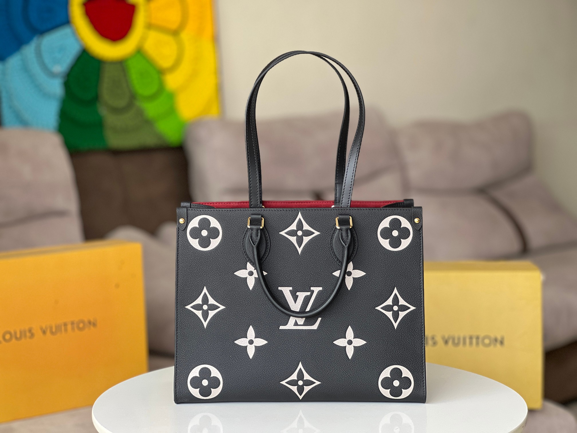 Louis Vuitton OnTheGo MM Tote Bag - Black Grained Calfskin - Image 2