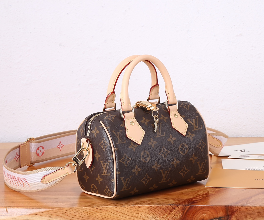 Louis Vuitton Speedy Bandoulière 20 Monogram Canvas Crossbody Bag - Image 2