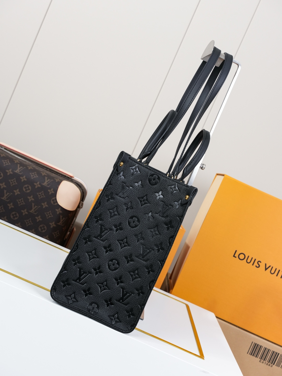 Louis Vuitton Onthego MM Tote Bag in Monogram Empreinte Leather - Image 2
