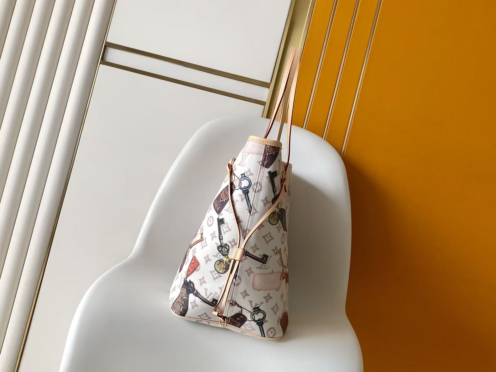 Louis Vuitton Neverfull Bandoulière Inside Out GM Tote Bag - Image 2