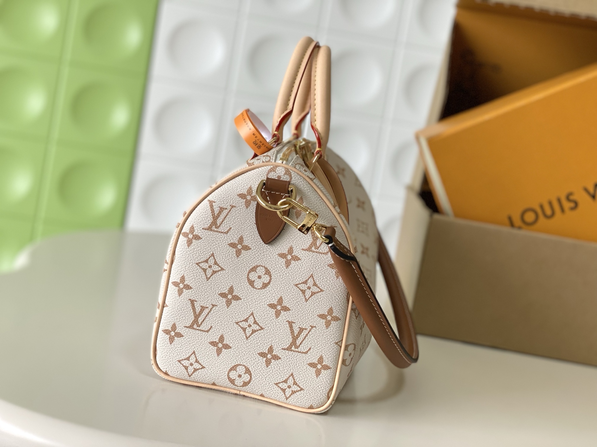 Louis Vuitton LV Crafty Speedy Bandoulière Handbag - Image 2