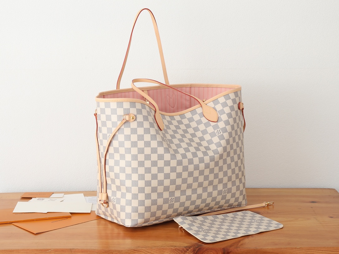 Louis Vuitton Neverfull Large Tote Bag in Damier Azur - Image 2