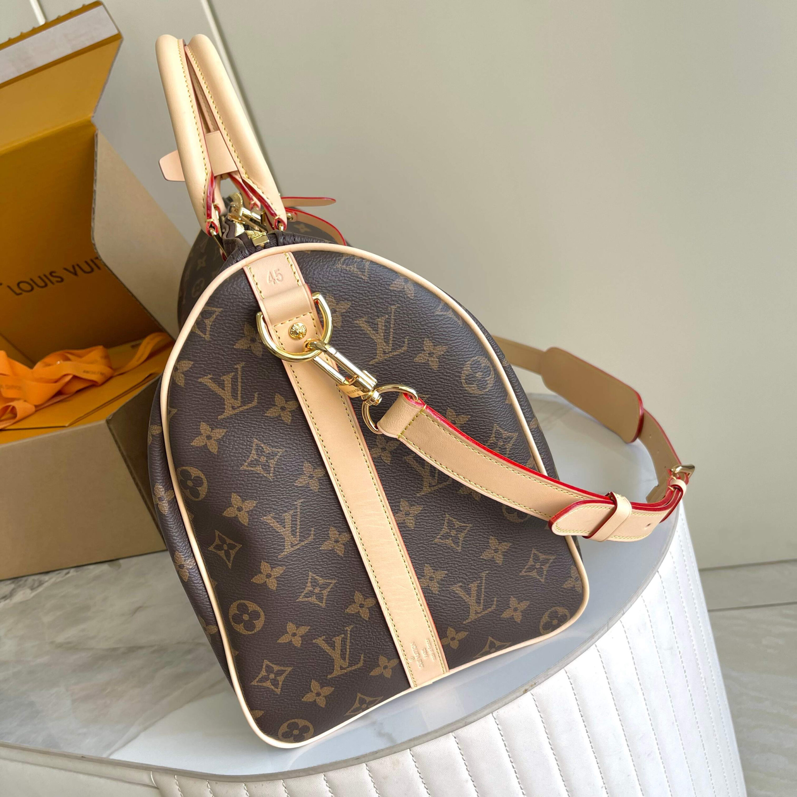 Louis Vuitton Keepall Bandoulière 45 Travel Bag in Monogram Eclipse Canvas - Image 2