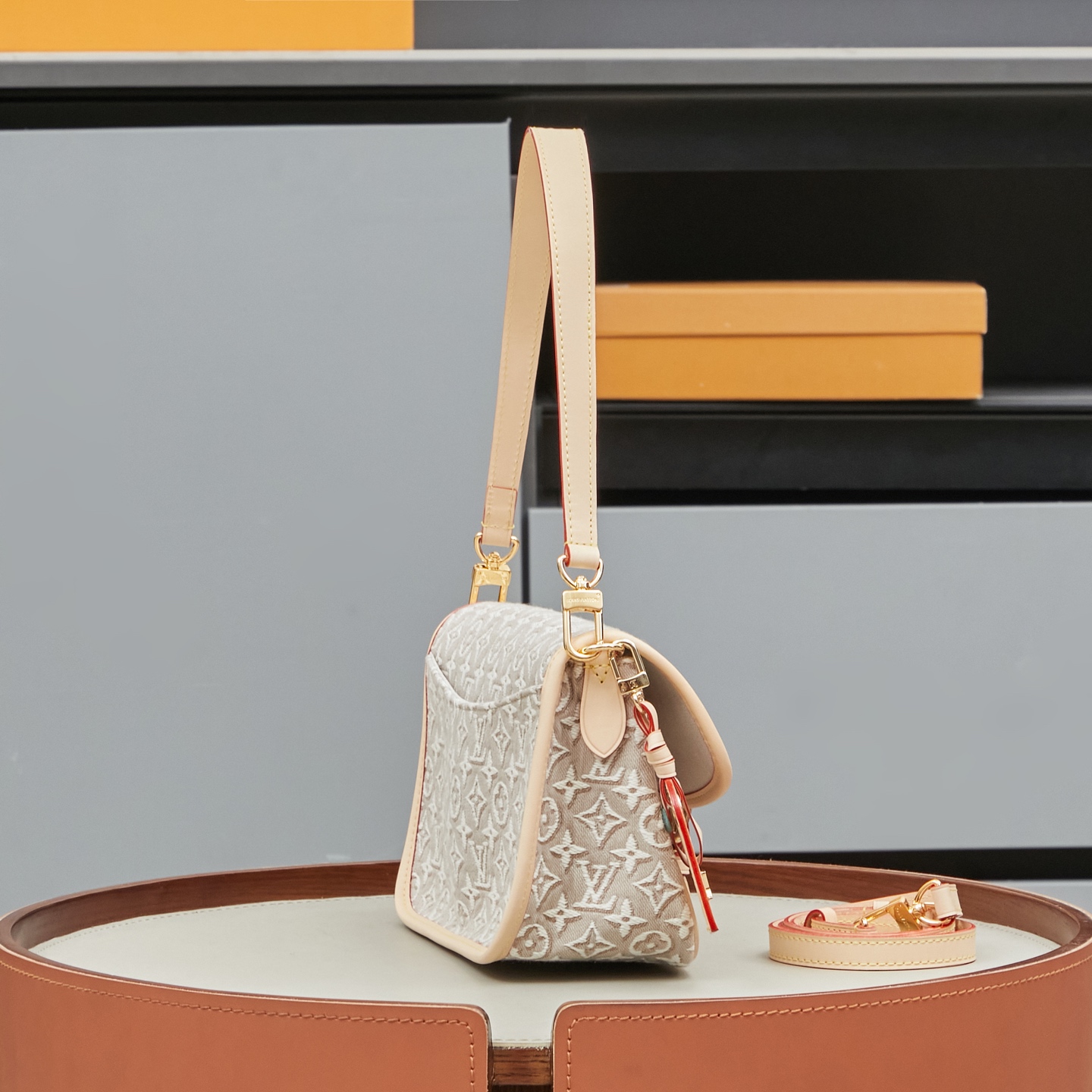Louis Vuitton Diane M29795 Shoulder Bag - Image 2