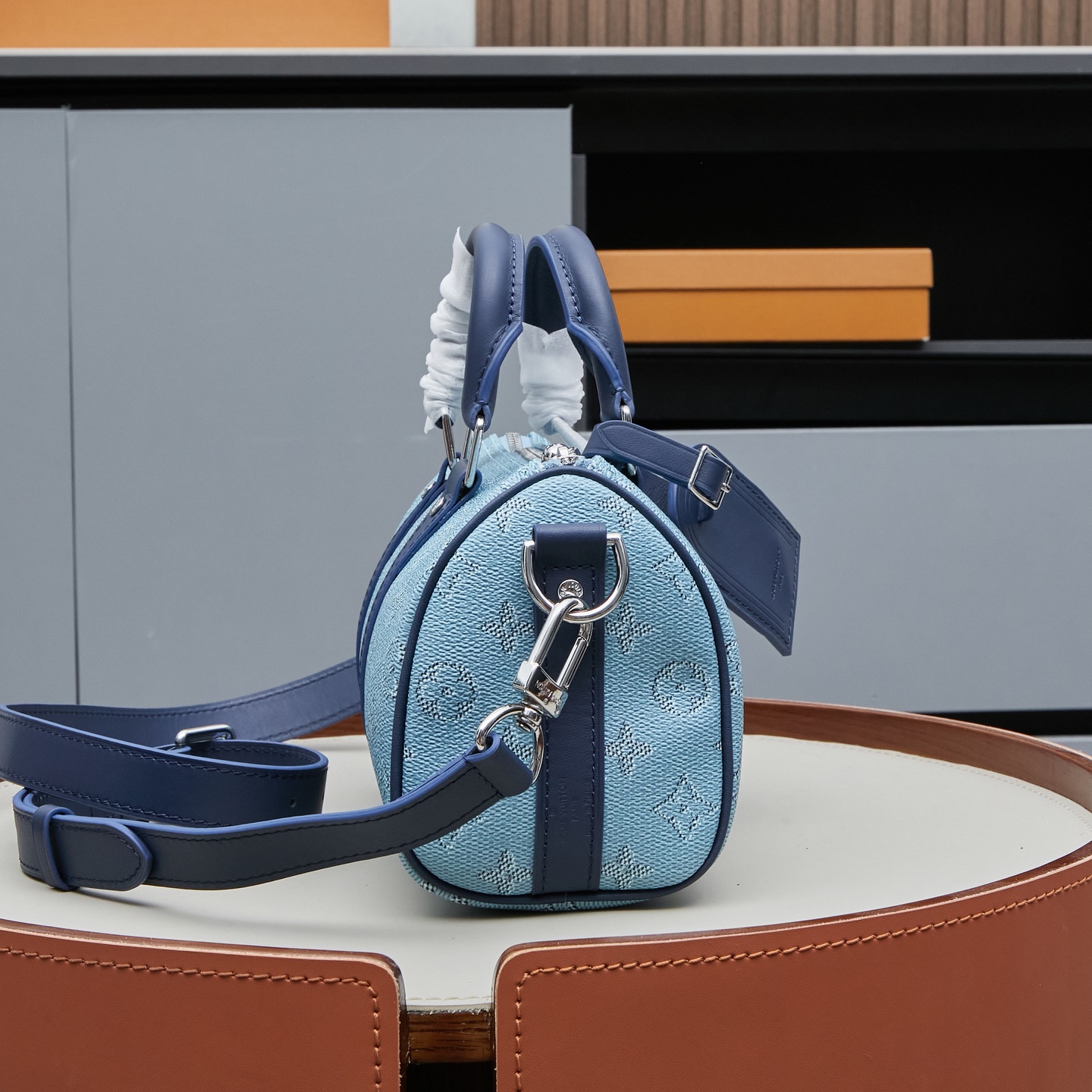 Louis Vuitton Keepall Bandouliere 25 Travel Bag - Image 2