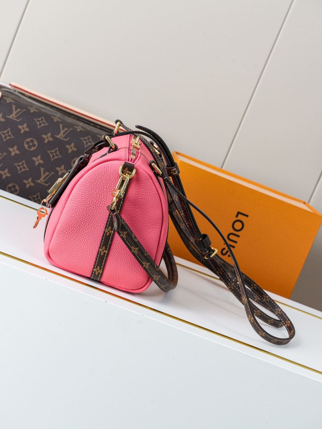 Louis Vuitton Express Small Handbag in Monogram Canvas - Image 2