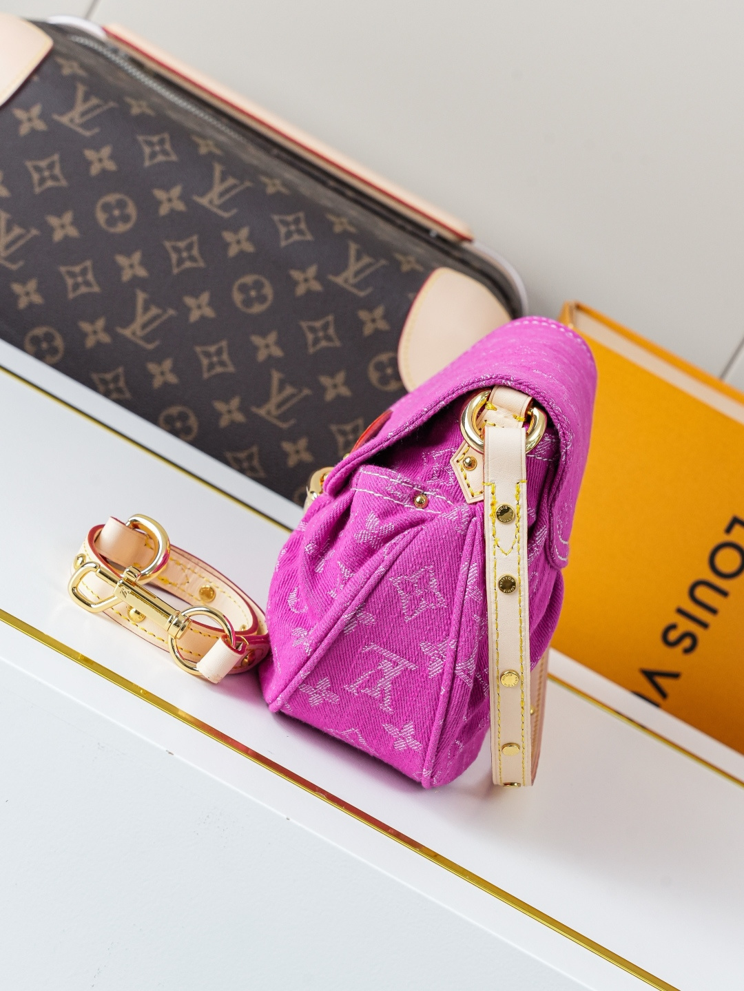 Louis Vuitton Rendez-Vous Sunset Denim Handbag - Image 2