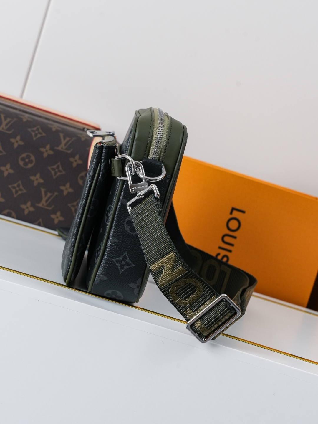 Louis Vuitton Trio Messenger Bag M28628 Monogram Eclipse - Image 2
