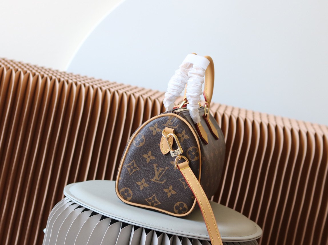 Louis Vuitton Speedy Bandouliere 20 Monogram Handbag M81086 - Image 2