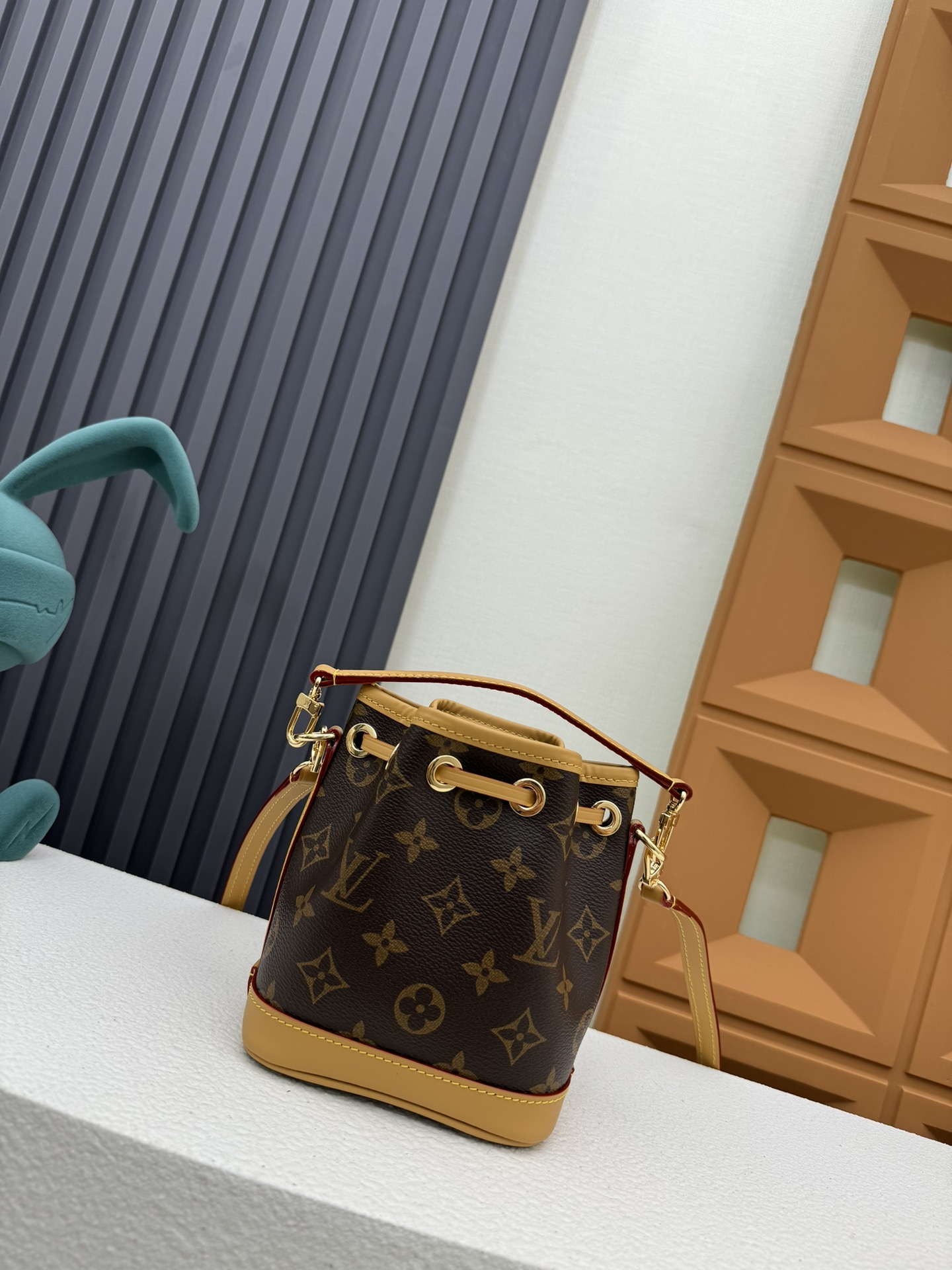 Louis Vuitton Nano Noé M81266 Handbag - Image 2