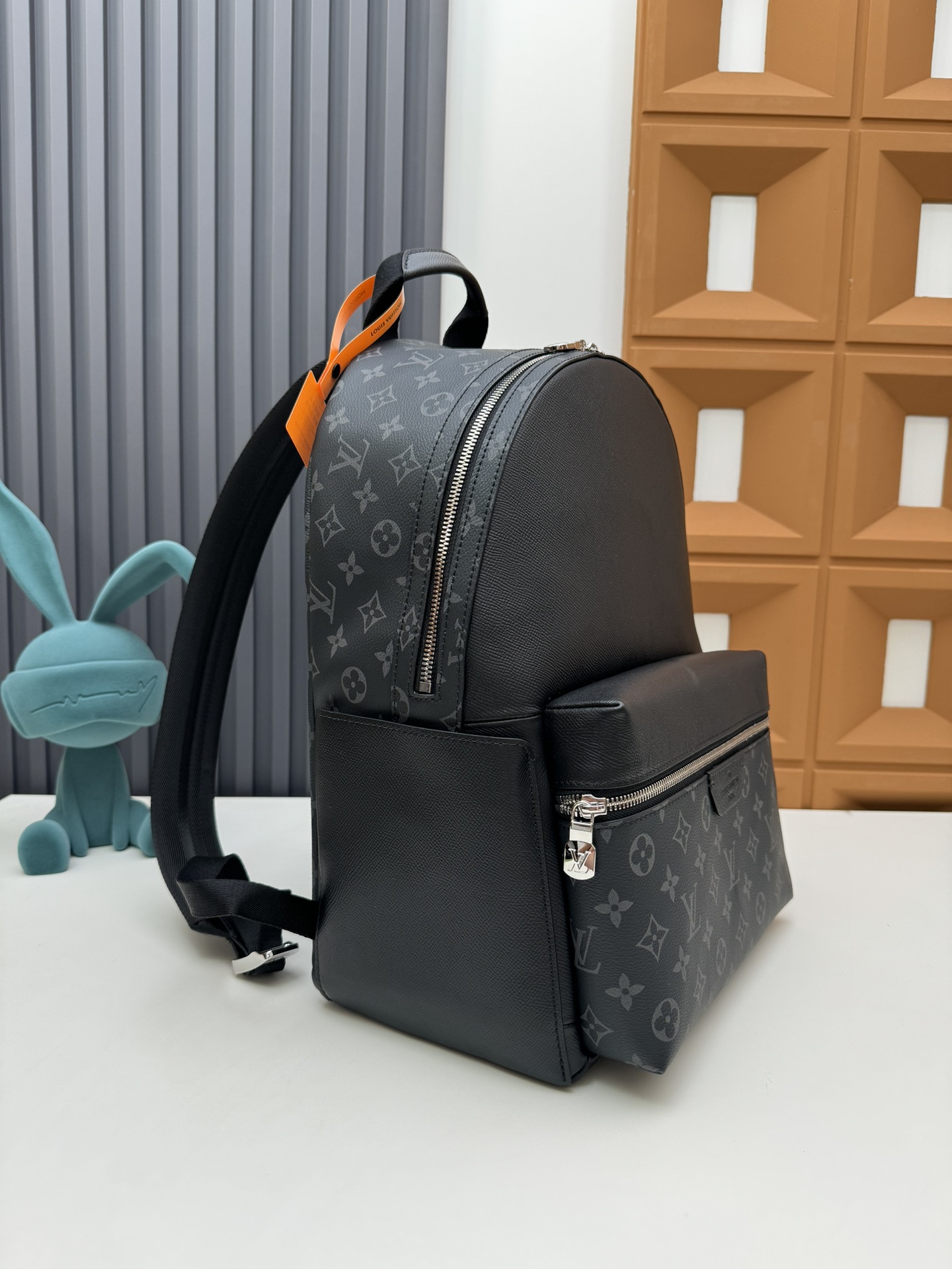 Louis Vuitton Discovery Backpack M31033 Monogram Shadow Leather - Image 2