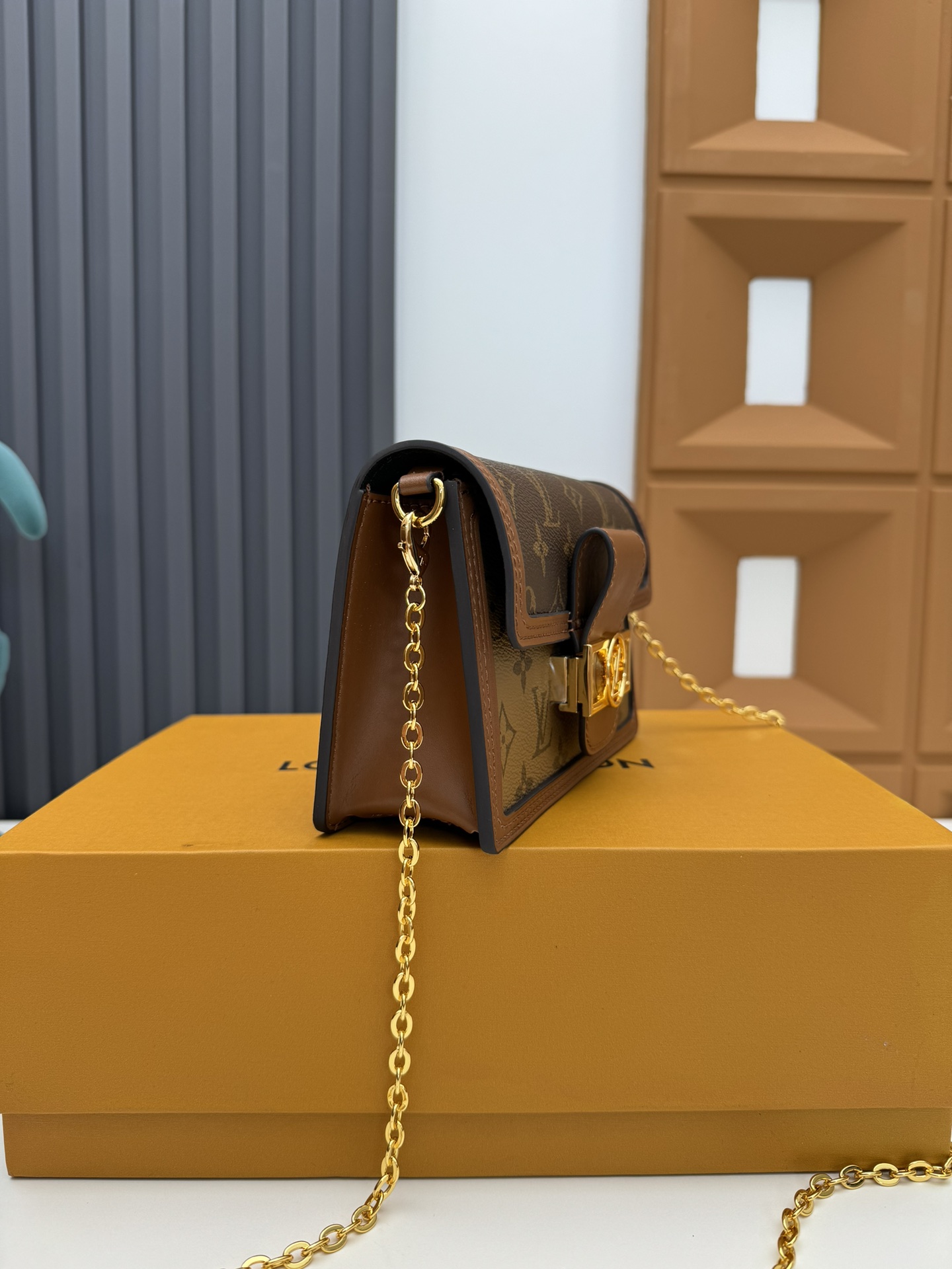Dauphine Chain Bag M68746 - Image 2