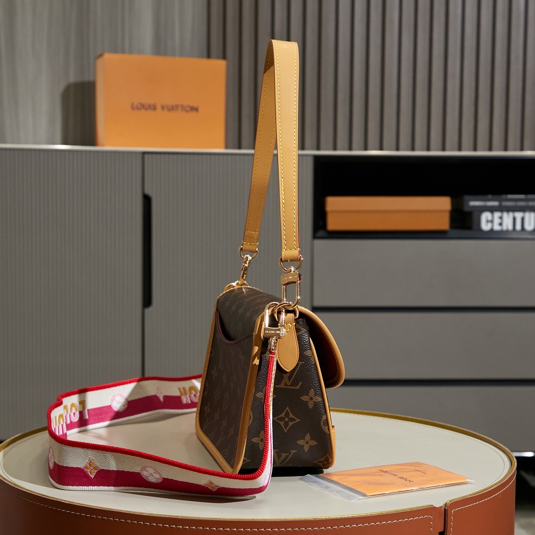 Louis Vuitton Diane Bag M45985 - Image 2