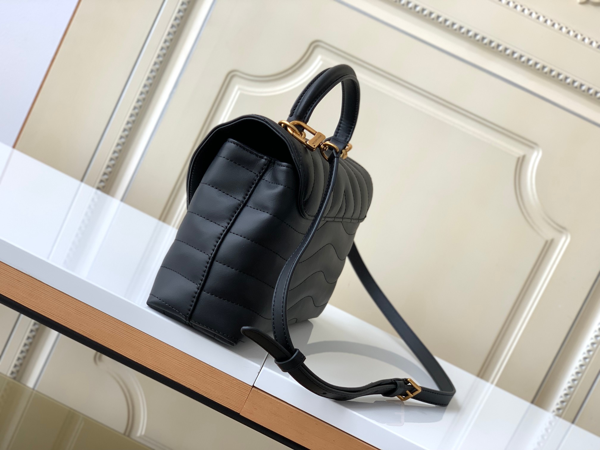 Louis Vuitton Hold Me New Wave Handbag - Image 2