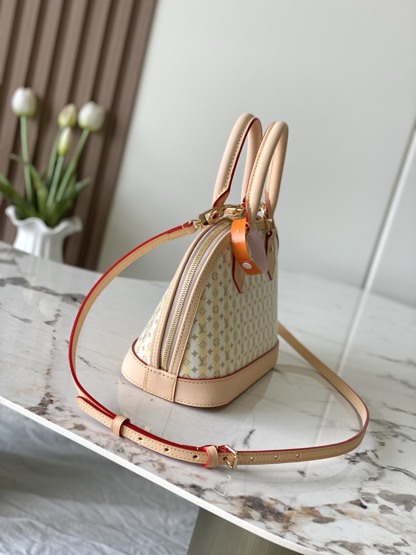Louis Vuitton Alma BB Handbag in Beige Monogram - Image 2