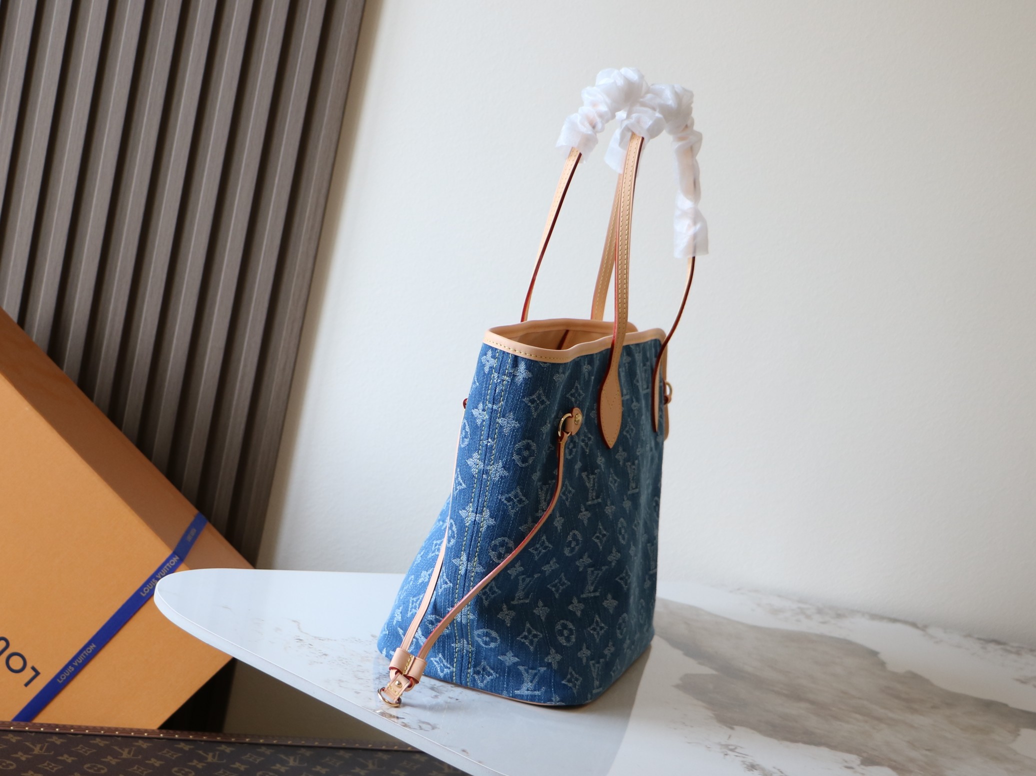 Neverwoof Medium Pet Carrier Bag - Image 2