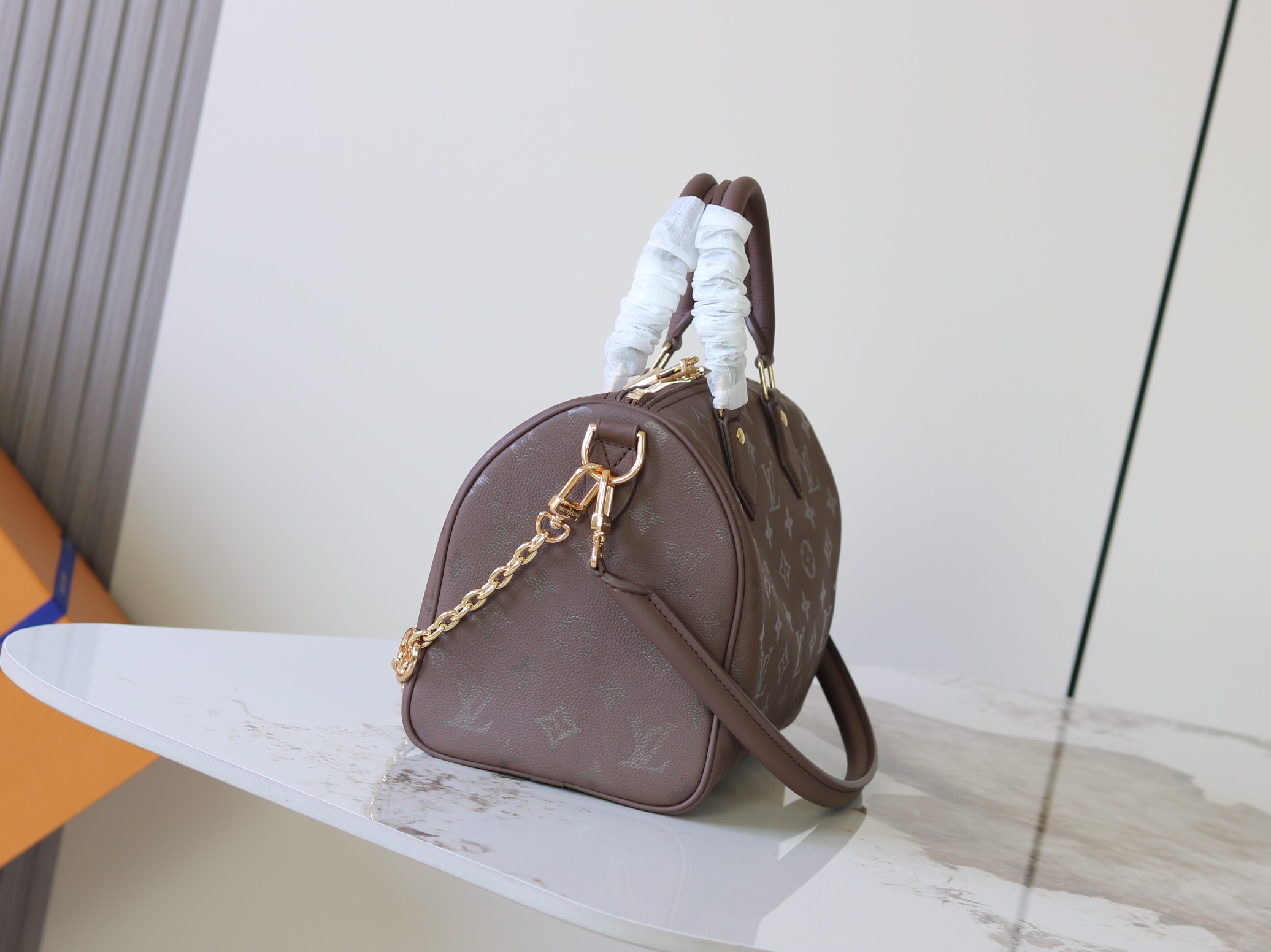 Louis Vuitton Speedy Bandoulière 25 Handbag - Image 2