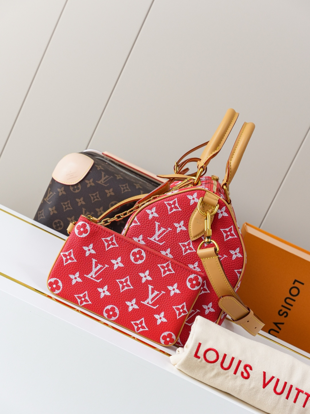 Louis Vuitton Speedy Bandoulière 30 Handbag - Image 2