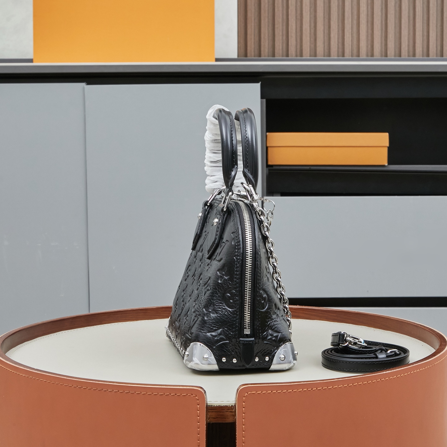 Louis Vuitton Alma BB M27812 Handbag - Image 2