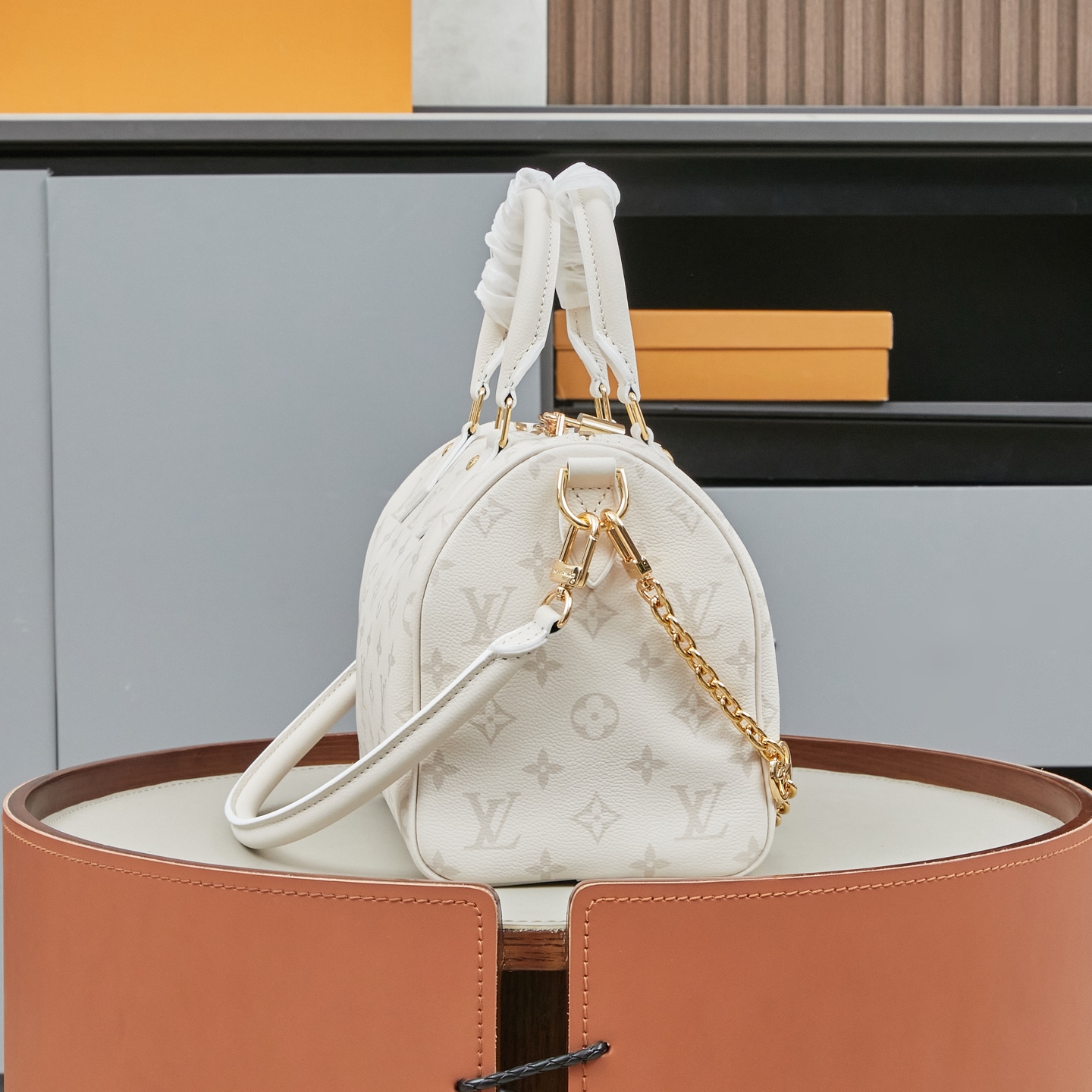 Louis Vuitton Speedy Bandouliere 25 Handbag - Image 2