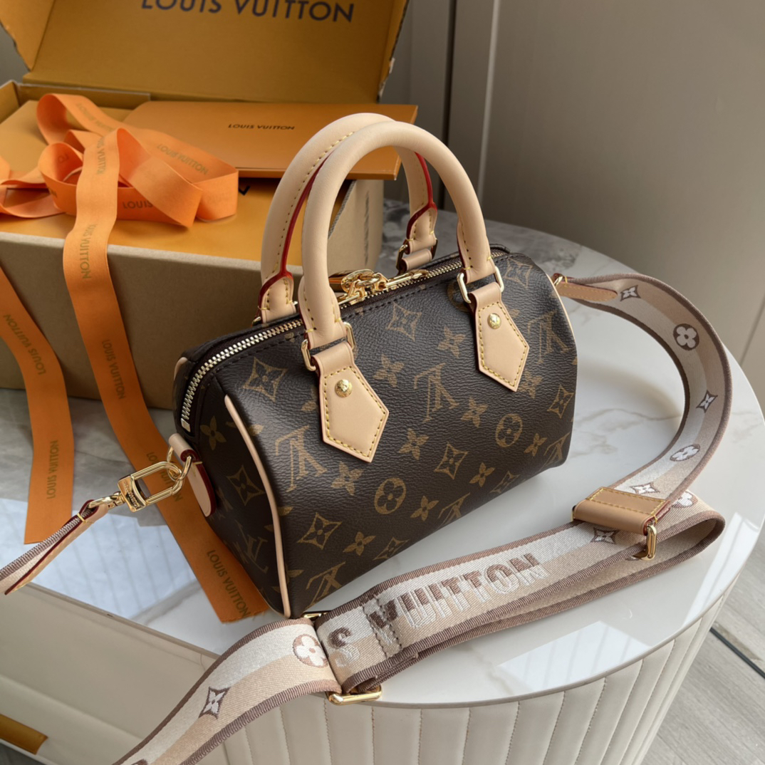 Louis Vuitton Speedy Bandouliere 20 Monogram Canvas Crossbody Bag - Image 2