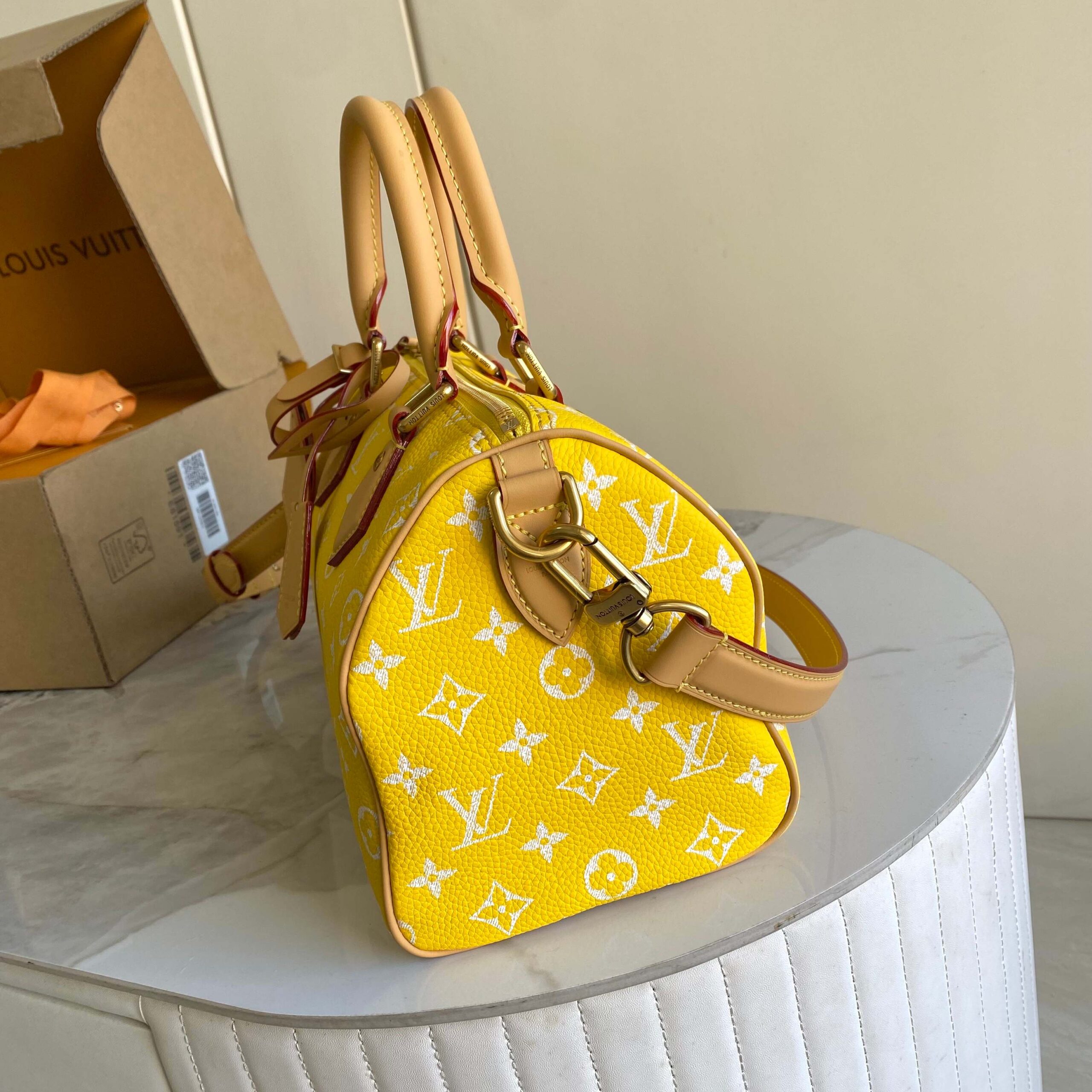 Speedy Bandoulière 25 Monogram Leather Shoulder Bag - Image 2