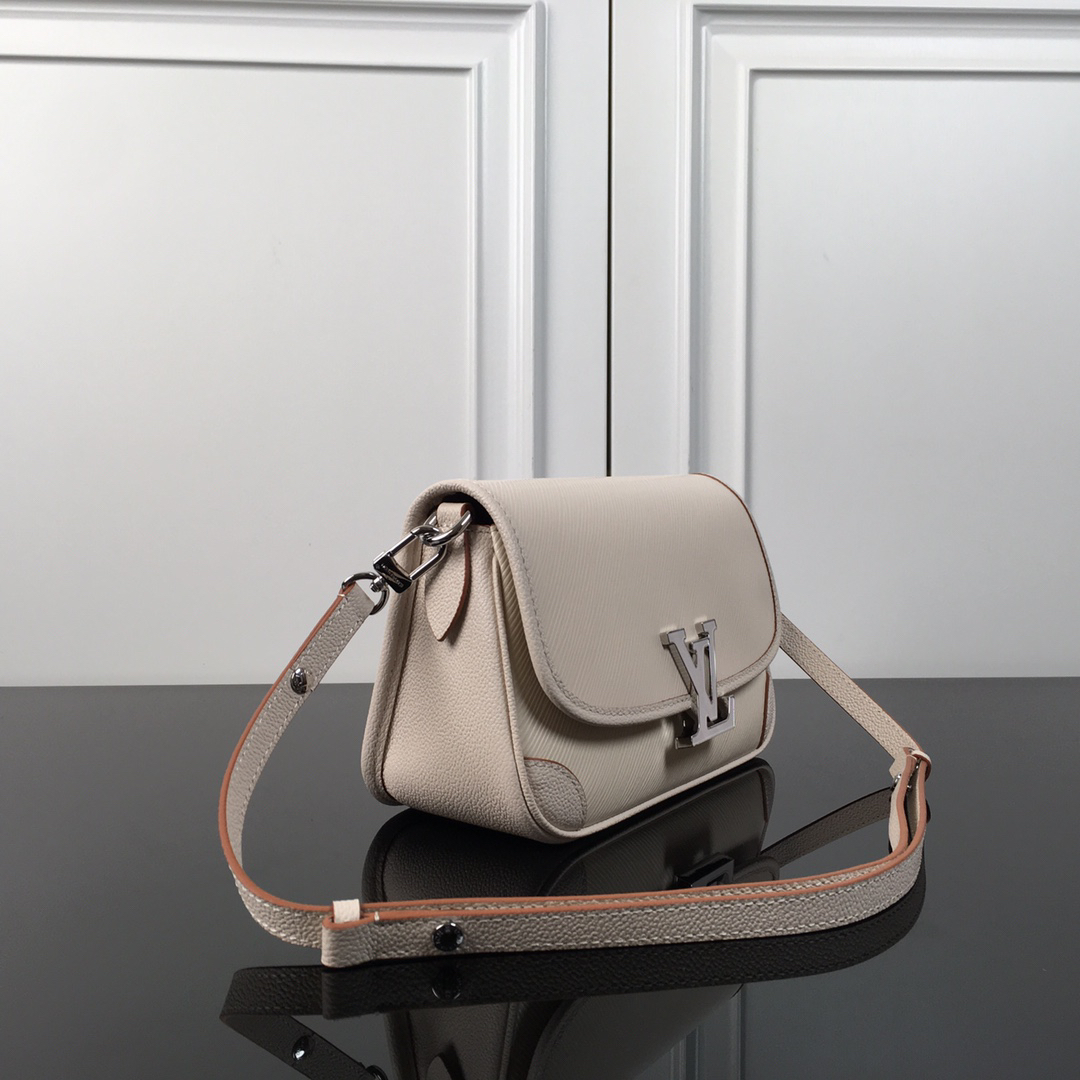Louis Vuitton Buci Handbag in White Epi Leather - Image 2
