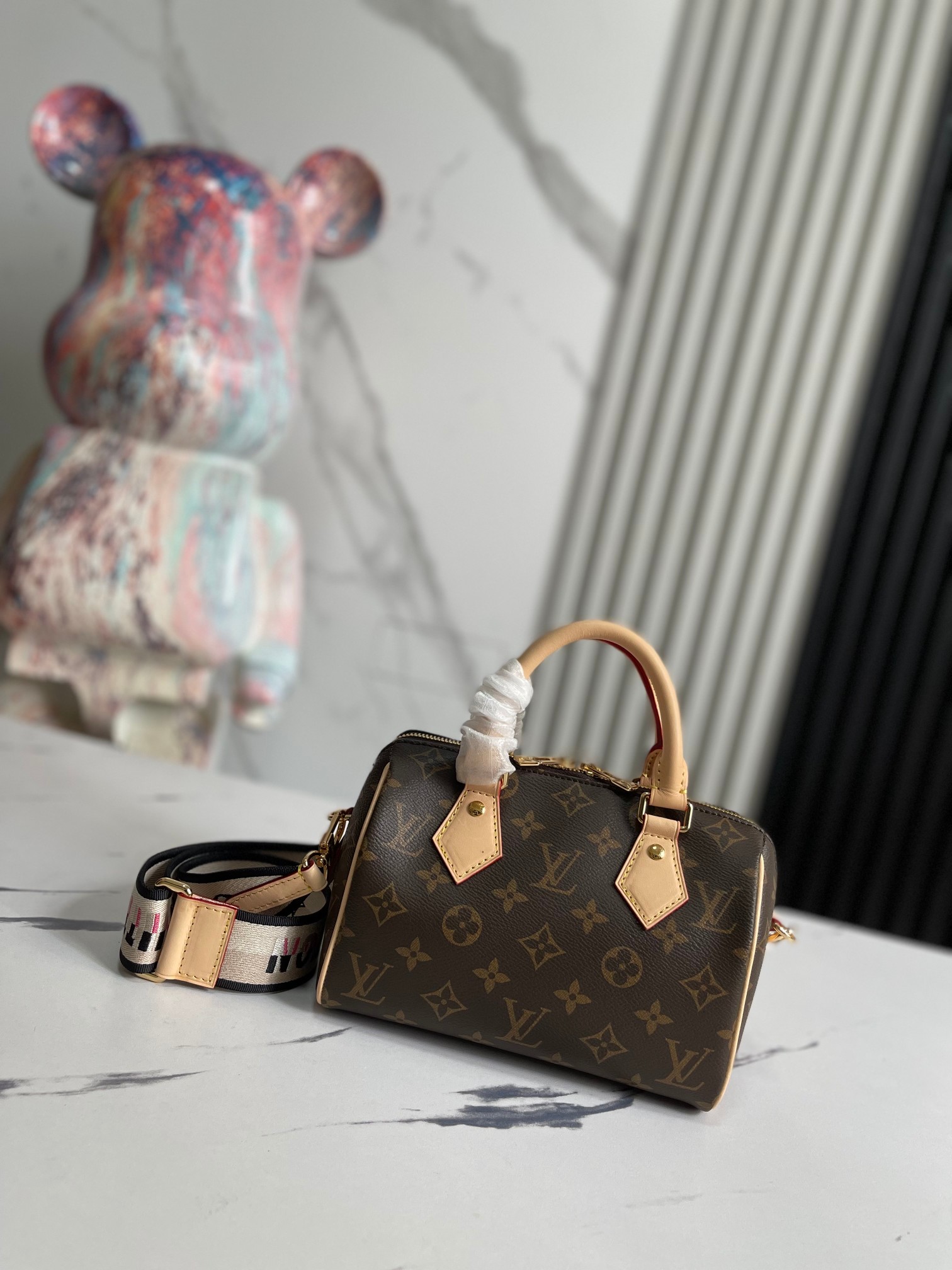 Louis Vuitton Speedy Bandoulière 20 Handbag - Image 2