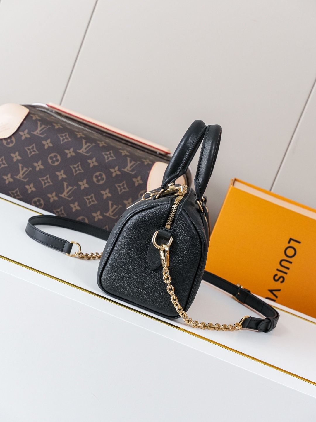 Louis Vuitton Speedy Bandoulière 20 Monogram Empreinte Leather Crossbody Bag - Image 2
