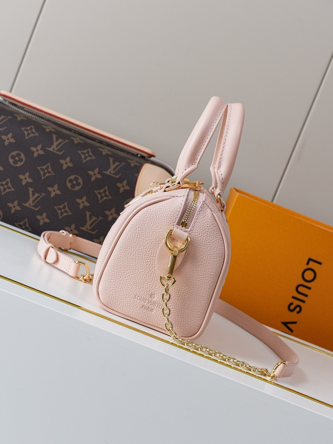 Louis Vuitton Speedy Bandoulière 20 Monogram Empreinte Leather Crossbody Bag - Image 2