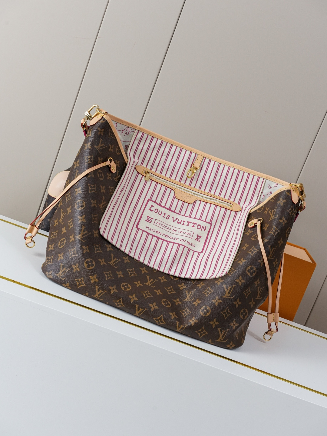 Neverfull Inside Out Tote Bag with Double-Sided White Floral Print - Image 2