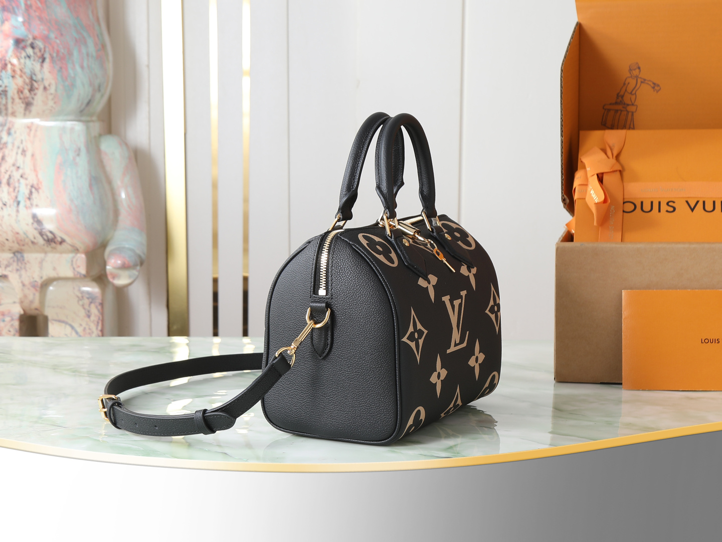 Louis Vuitton Speedy Bandoulière 25 Monogram Empreinte Leather Crossbody Bag - Image 2