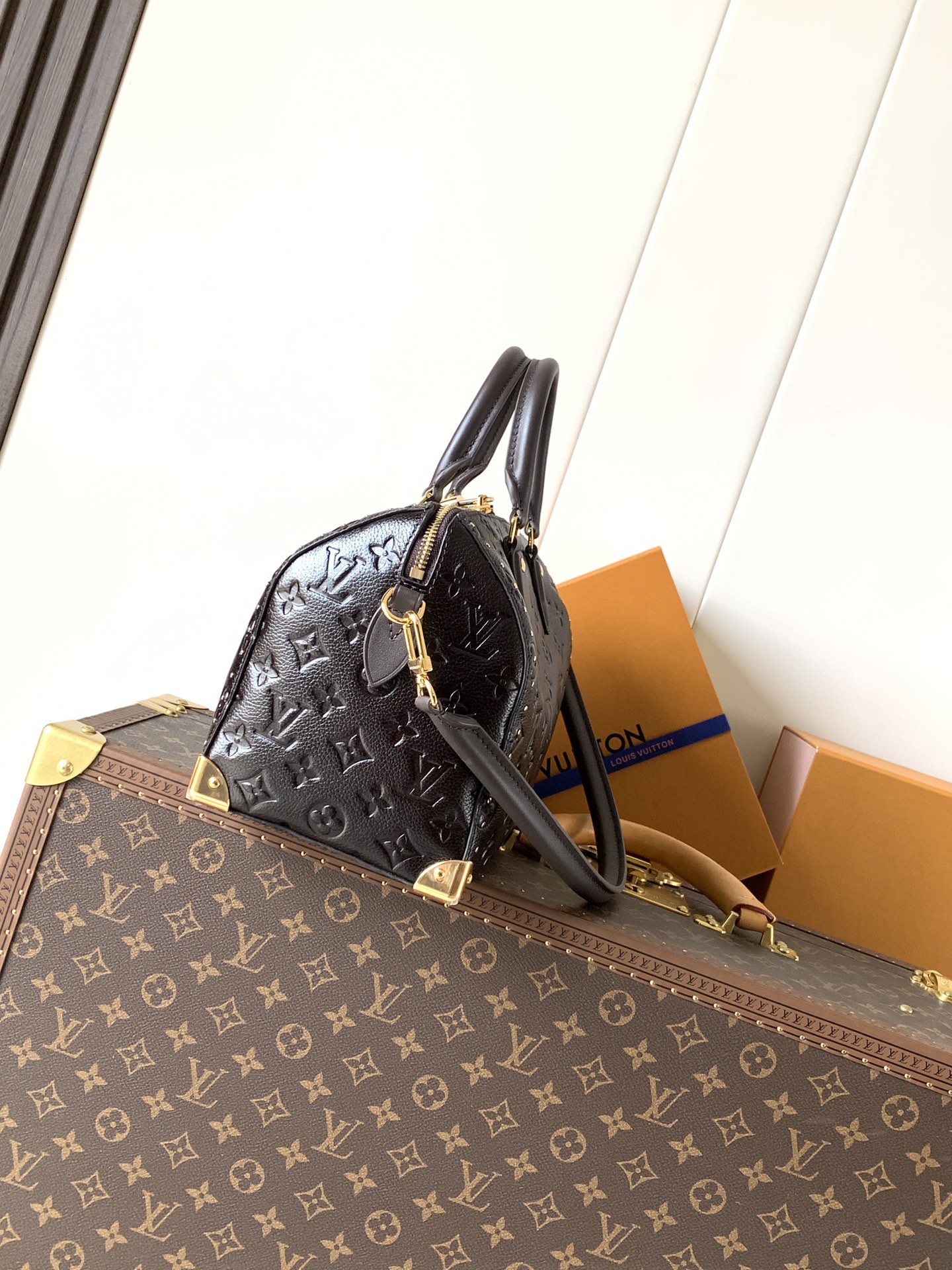 Louis Vuitton Speedy Trunk 25 Handbag - Image 2