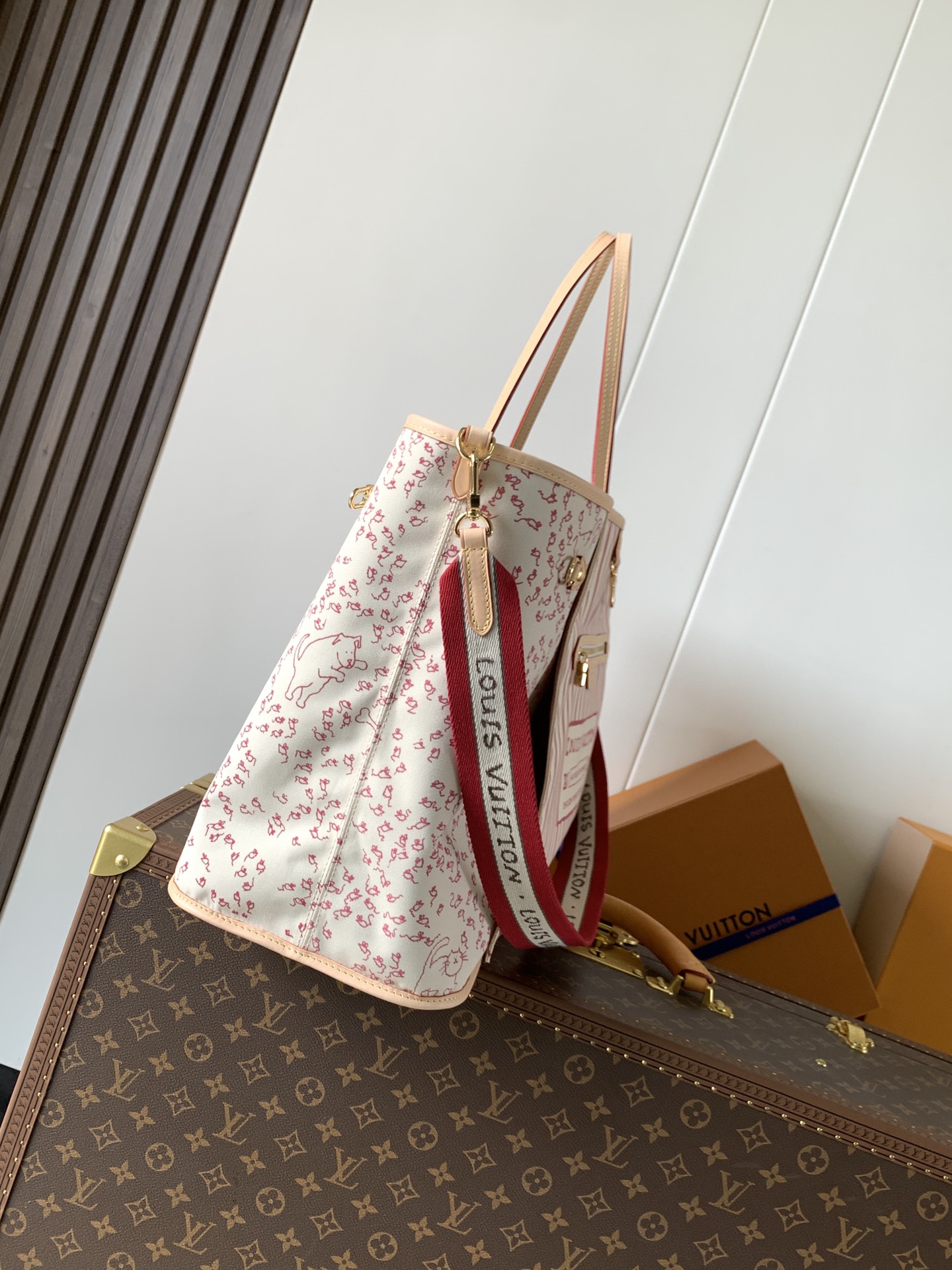 Neverfull Bandoulière Inside Out GM Monogram Tote Bag - Image 2