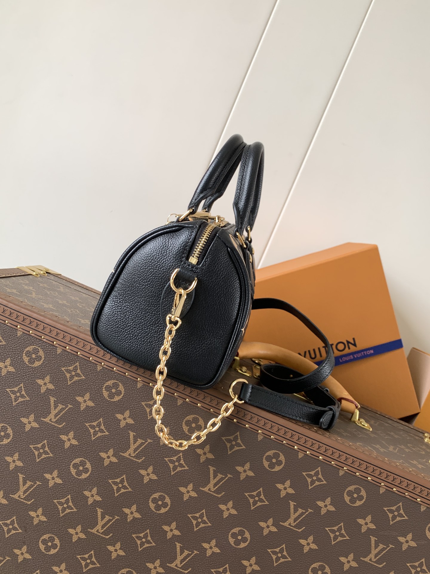Louis Vuitton Speedy Bandoulière 20 Monogram Empreinte Leather Bag - Image 2