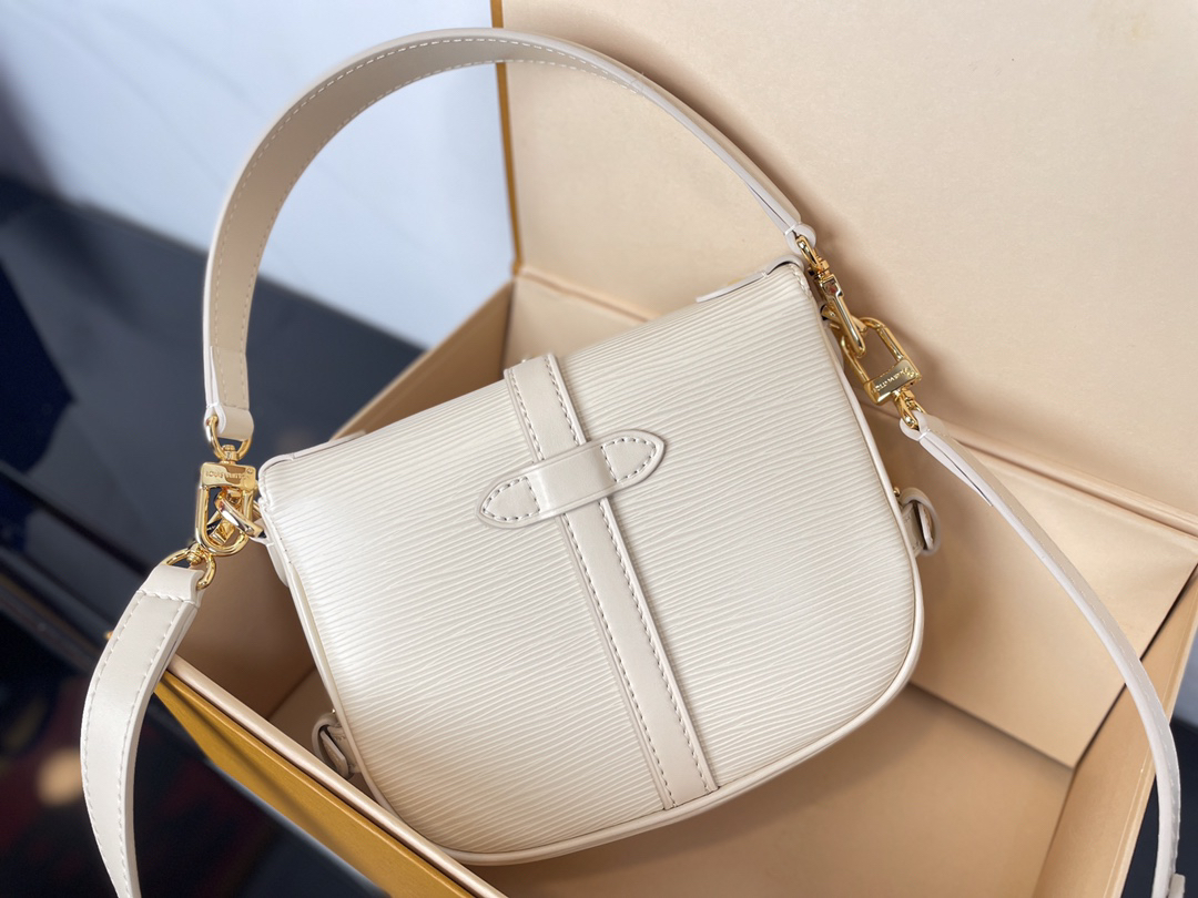 Louis Vuitton Saumur BB Epi Leather Crossbody Bag - Image 2