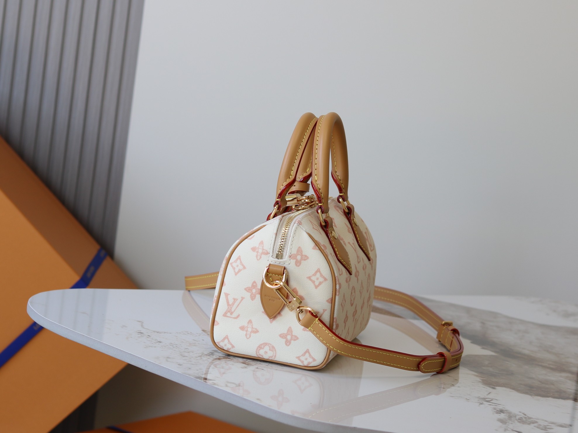 Louis Vuitton Speedy Bandoulière 20 Handbag - Image 2