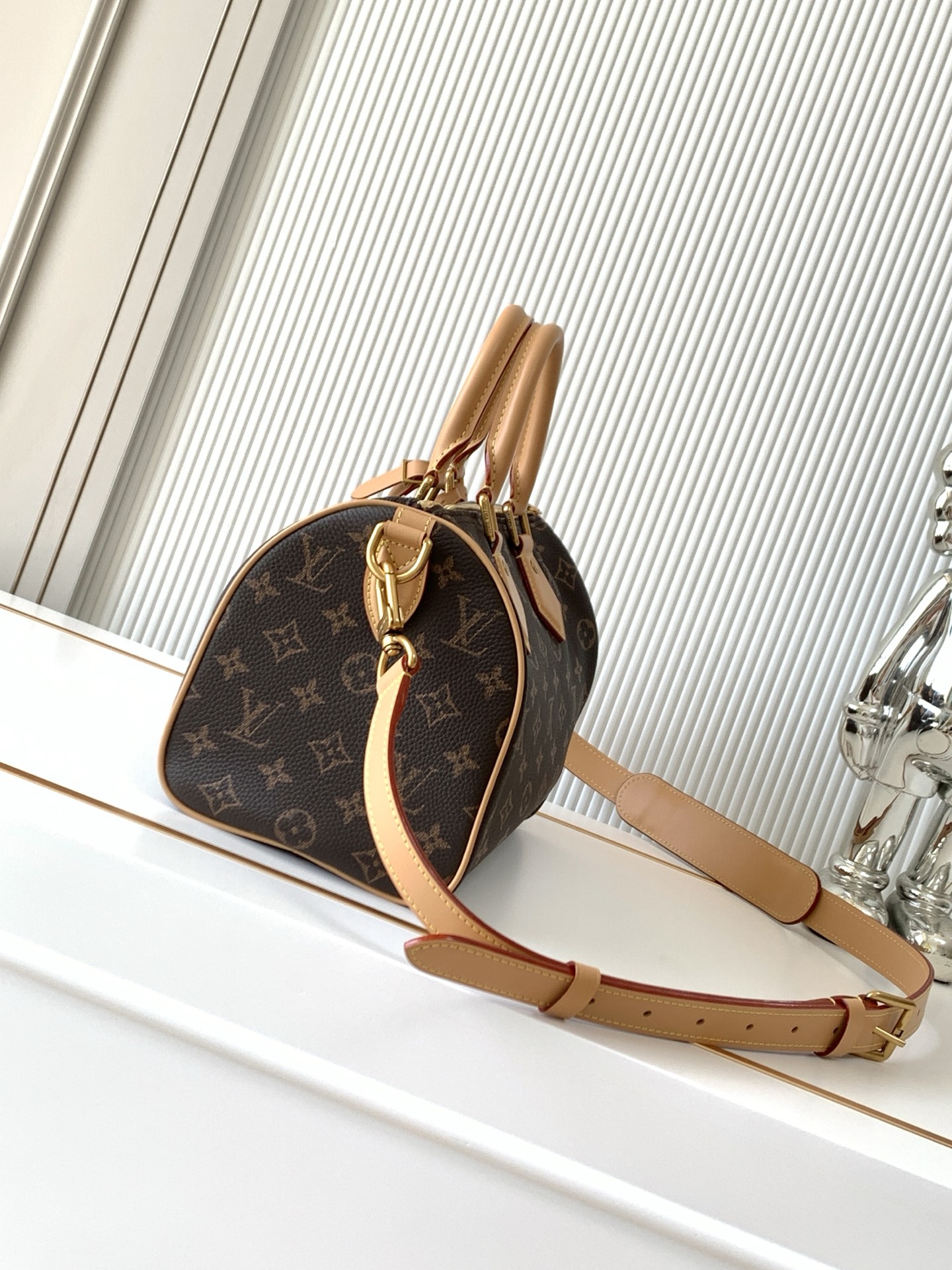 Louis Vuitton Speedy Bandoulière 25 Handbag - Image 2