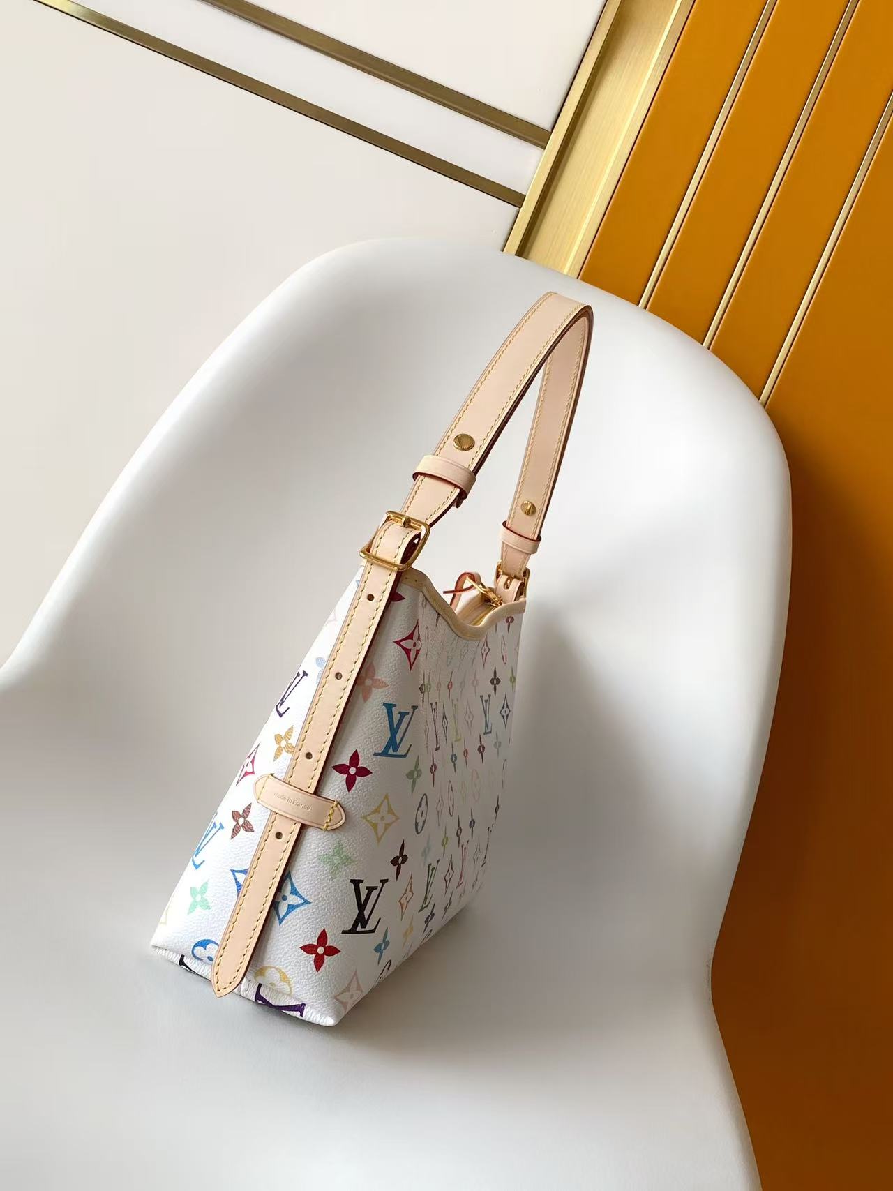 Louis Vuitton Carryall East West Monogram Canvas Handbag M27578 - Image 2