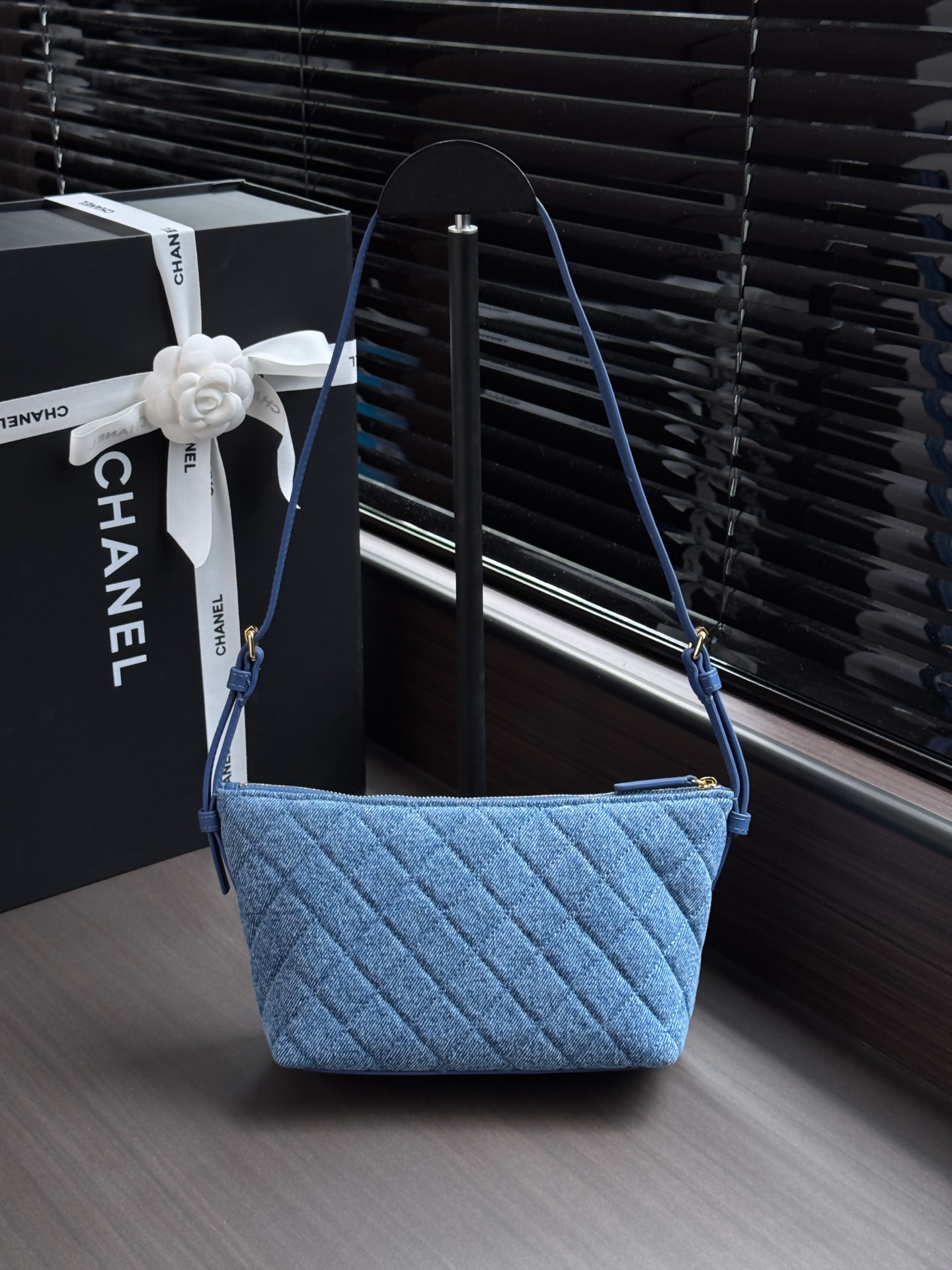 Chanel Classic Blue Denim Crossbody Bag with Double C Logo - Image 2