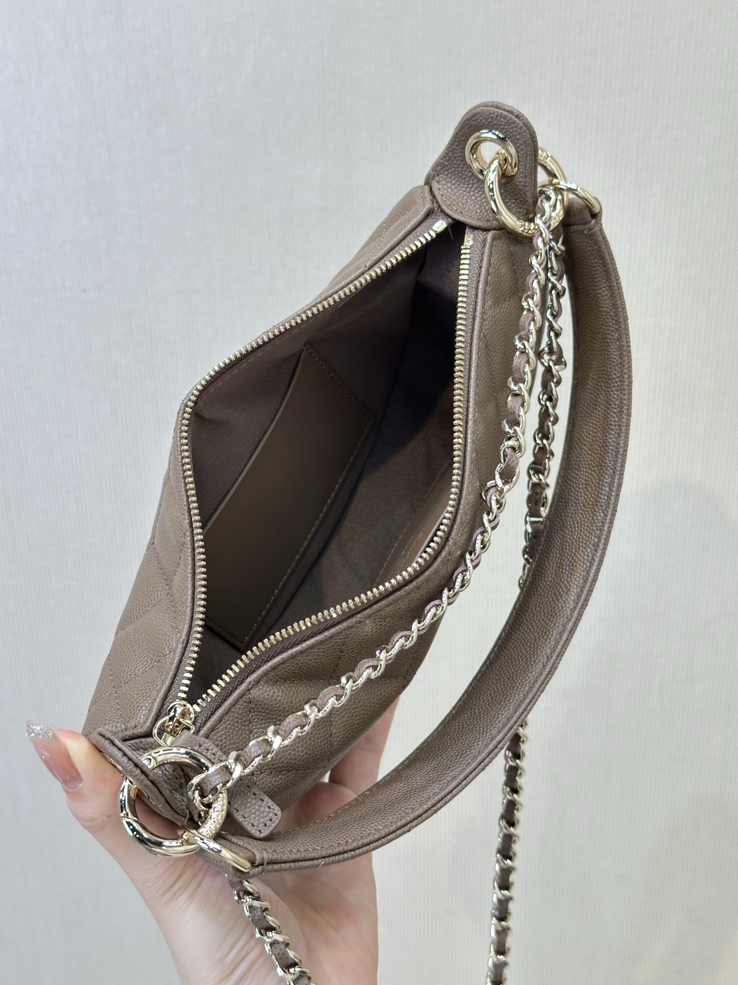 Chanel 26S Half-Moon Bag - Image 2
