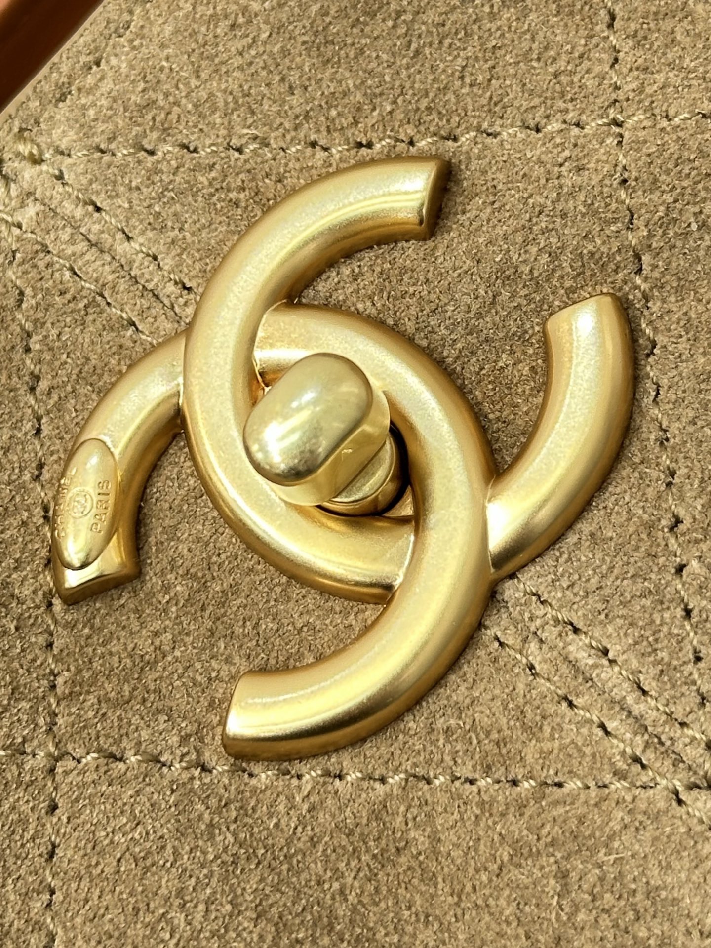 Chanel 25A Workshop Series Suede Handbag - Image 2