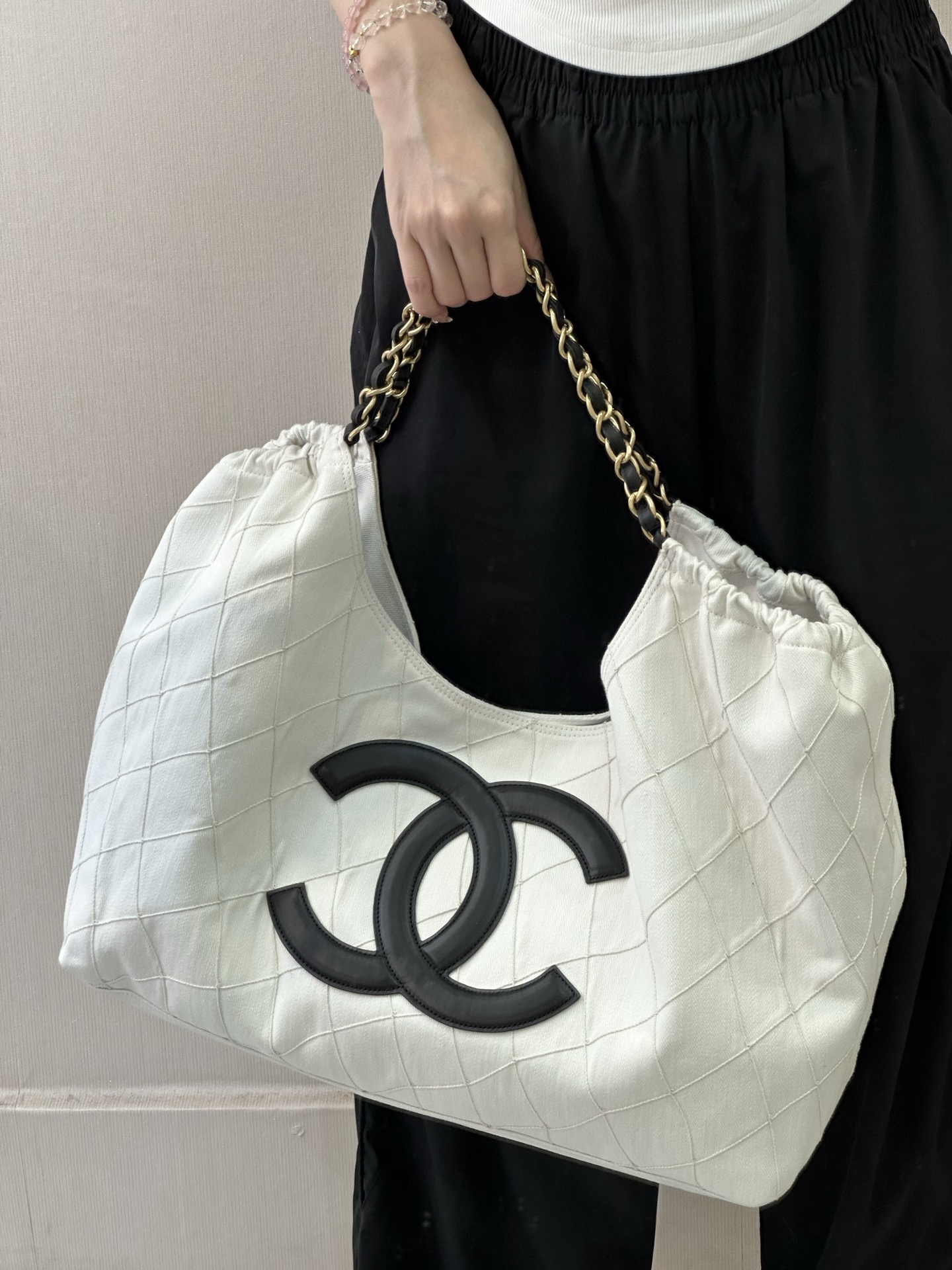 Chanel Coco Beach White Denim Tote Bag - Image 2