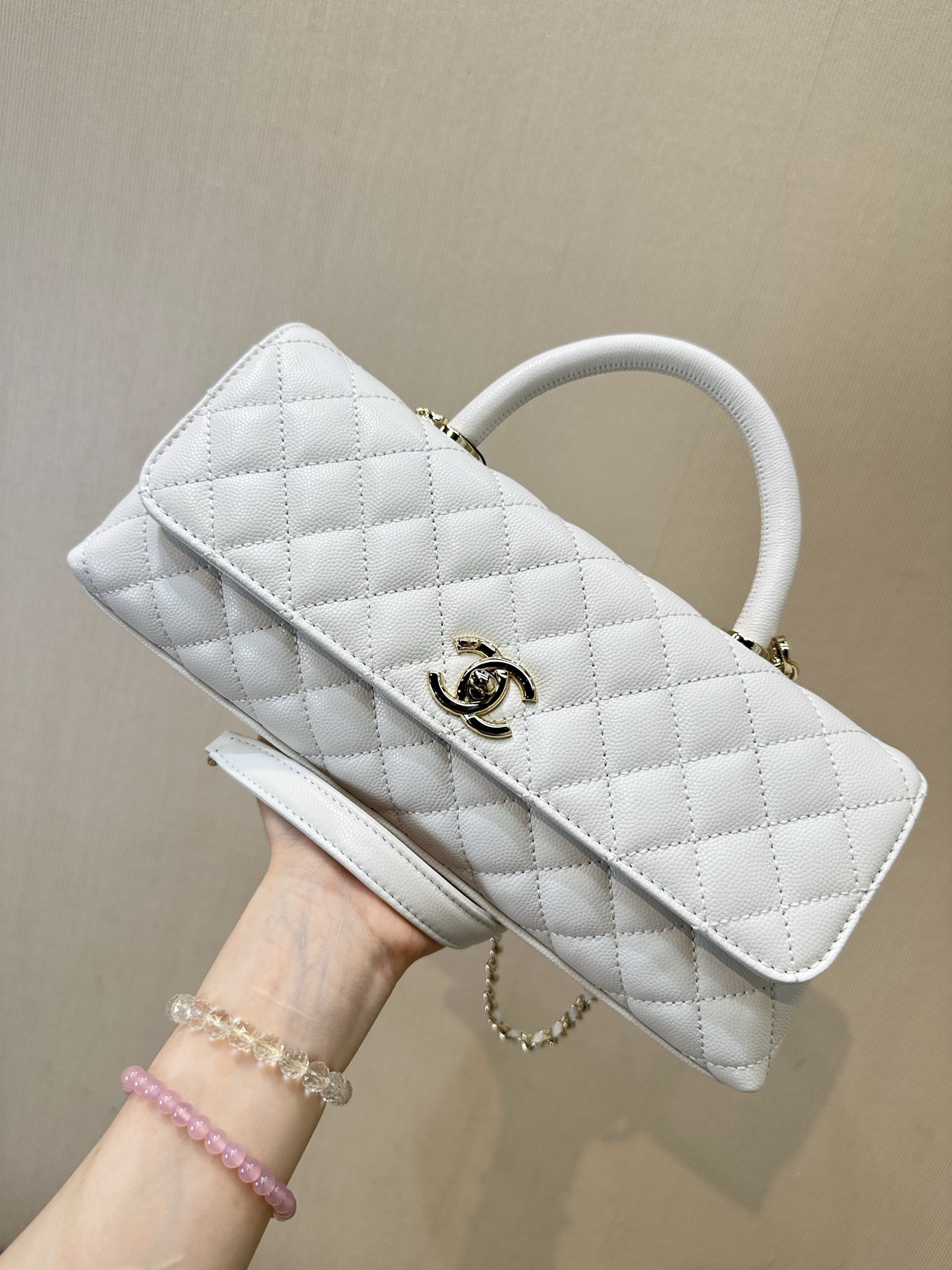 Chanel Coco Handle Leather Handbag, 30 cm - Image 2