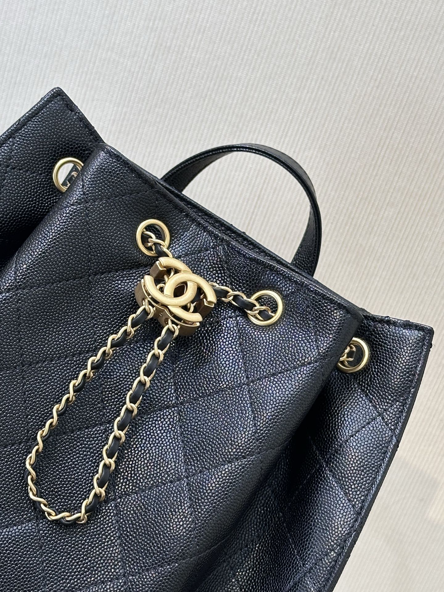 Chanel 25B Shoulder Bag - Image 2