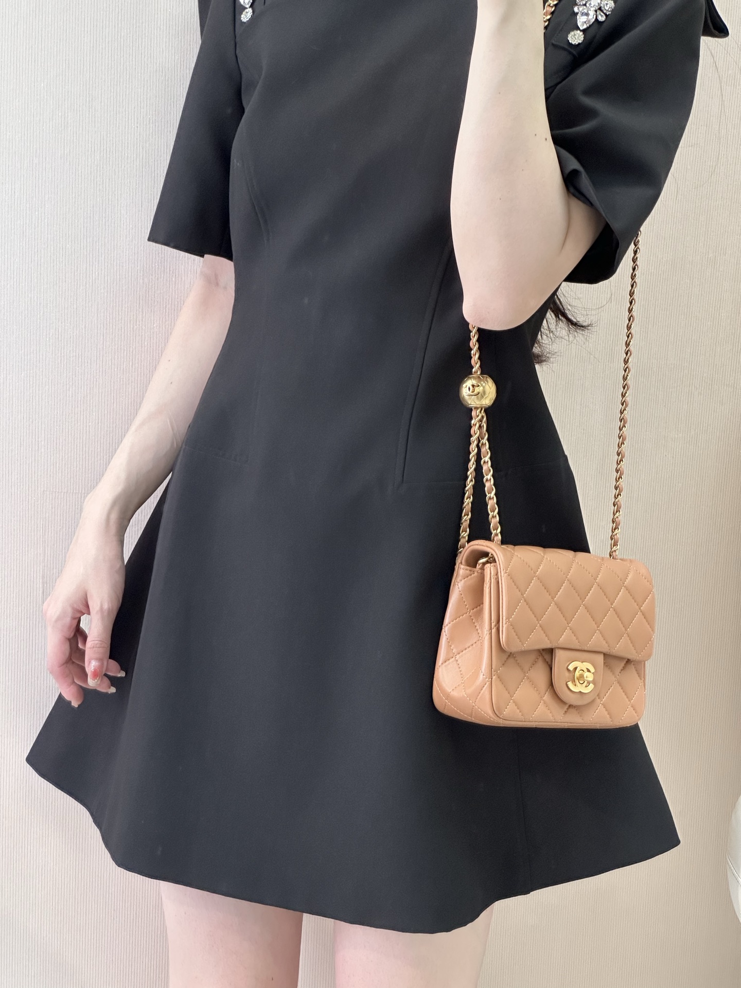Quilted Lambskin Crossbody Bag with Gold Ball Chain Detail - Image 2