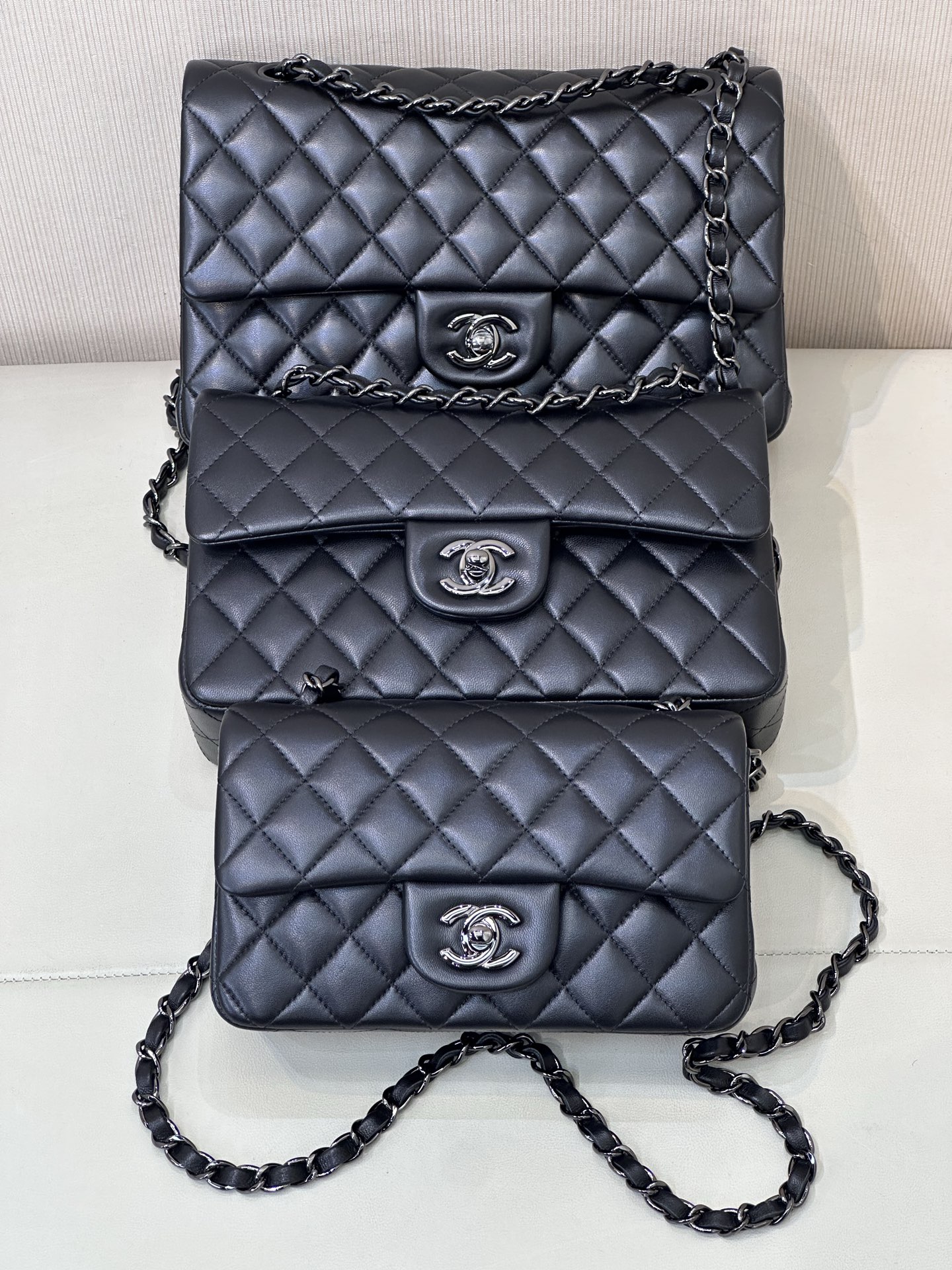 Chanel Classic Flap Crossbody Bag - Image 2