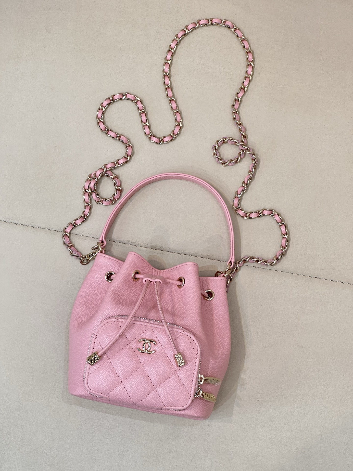 Chanel 25B Mini Chain Drawstring Bucket Bag - Image 2