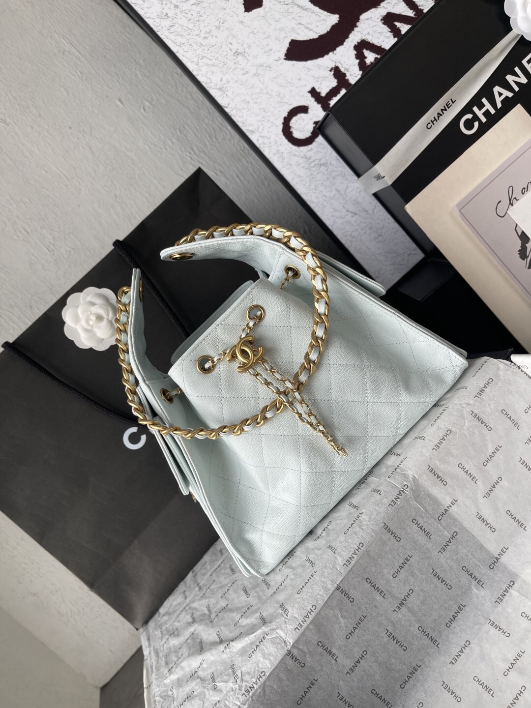 Chanel 25C Quilted Leather Hobo Shoulder Bag AS5293 - Image 2