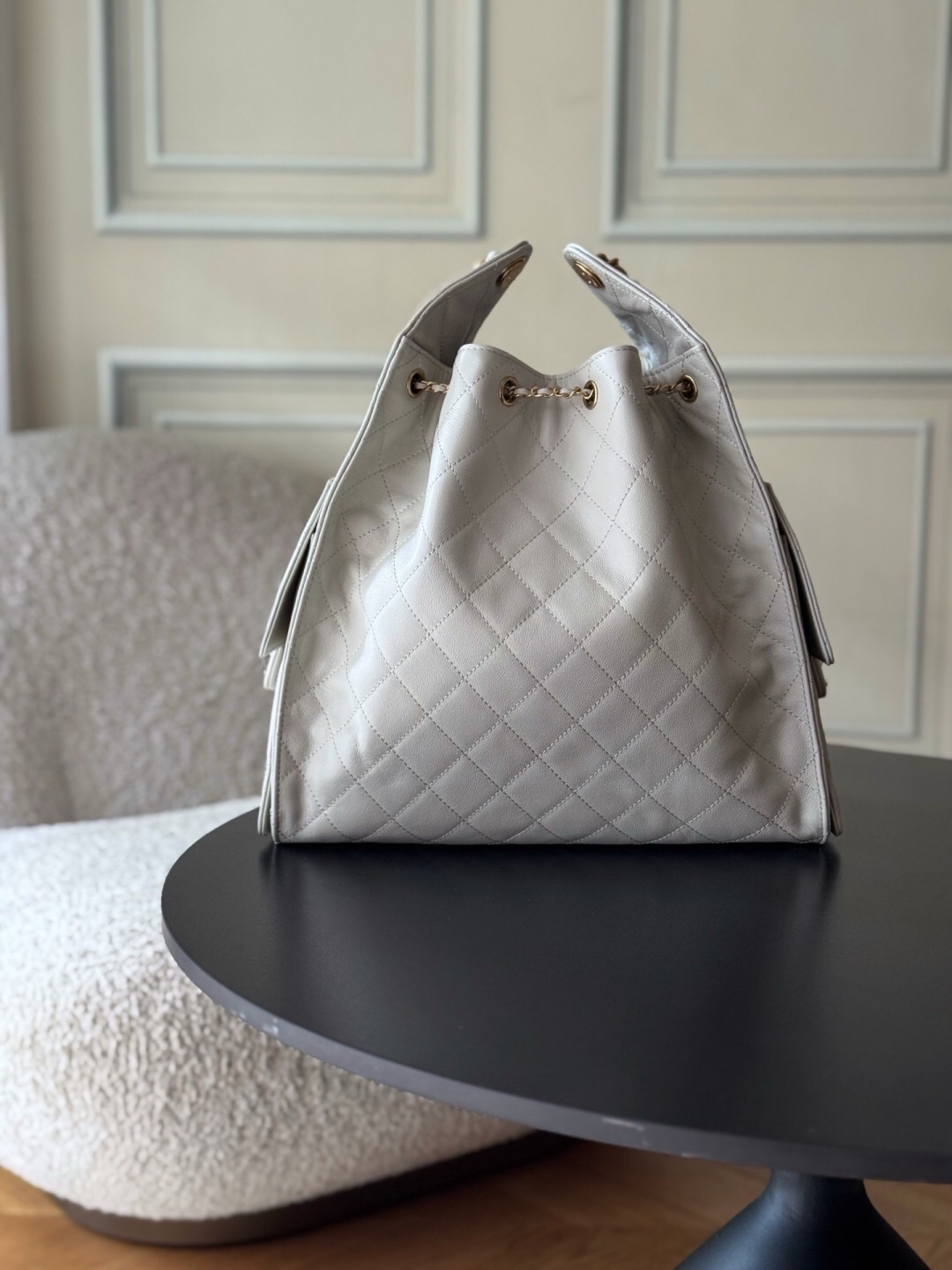Chanel 25C Quilted Leather Hobo Shoulder Bag - Image 2